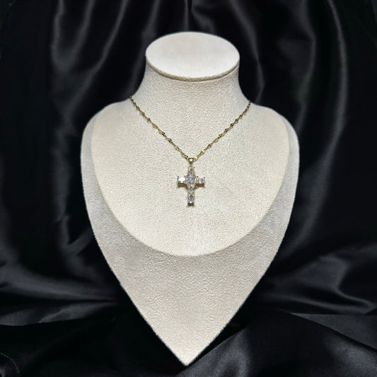 Колие със златен кръст 𝐁𝐨𝐥𝐝